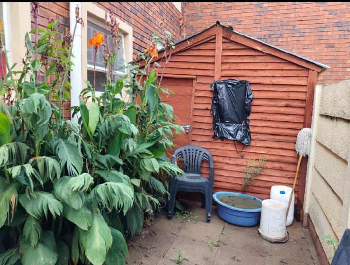 2 Bedroom Property for Sale in Langenhovenpark Free State